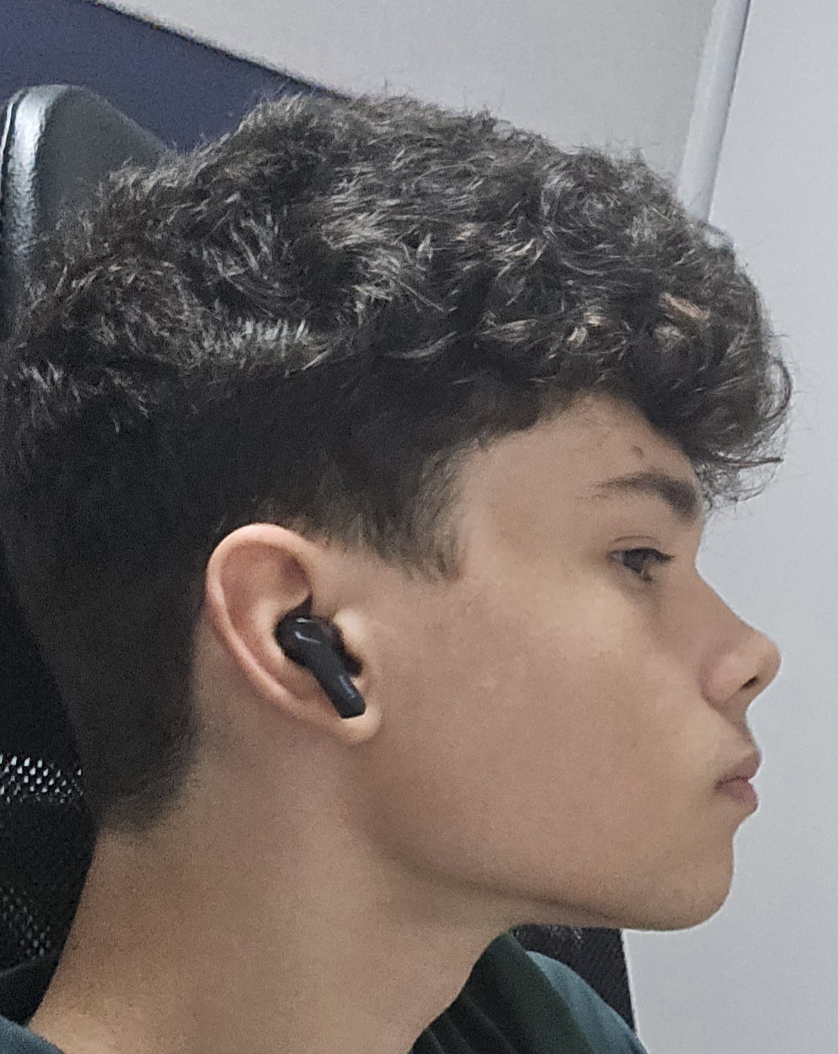 1000128018