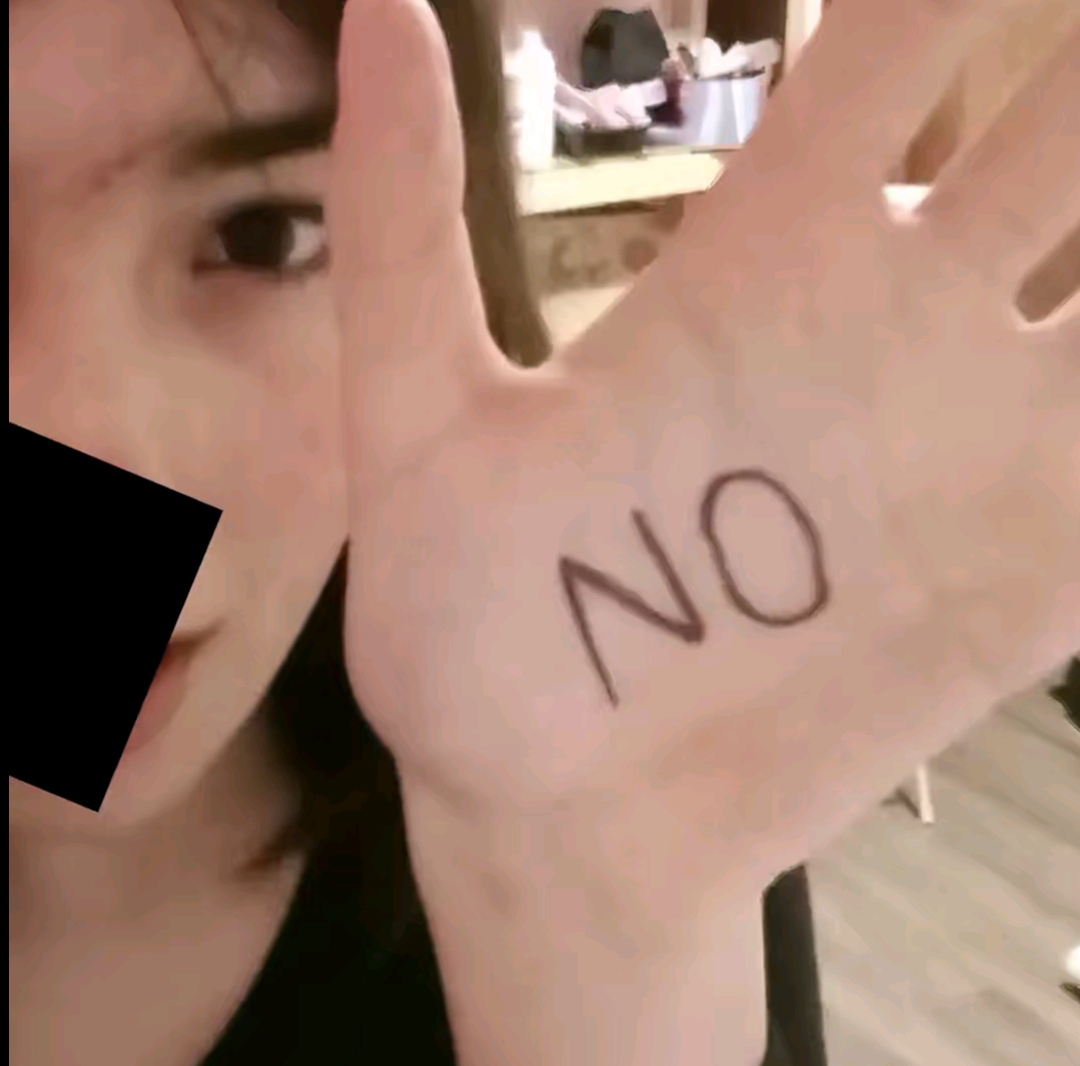 1000007695