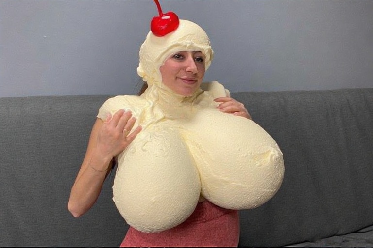 A casual photo of woman big bo 21