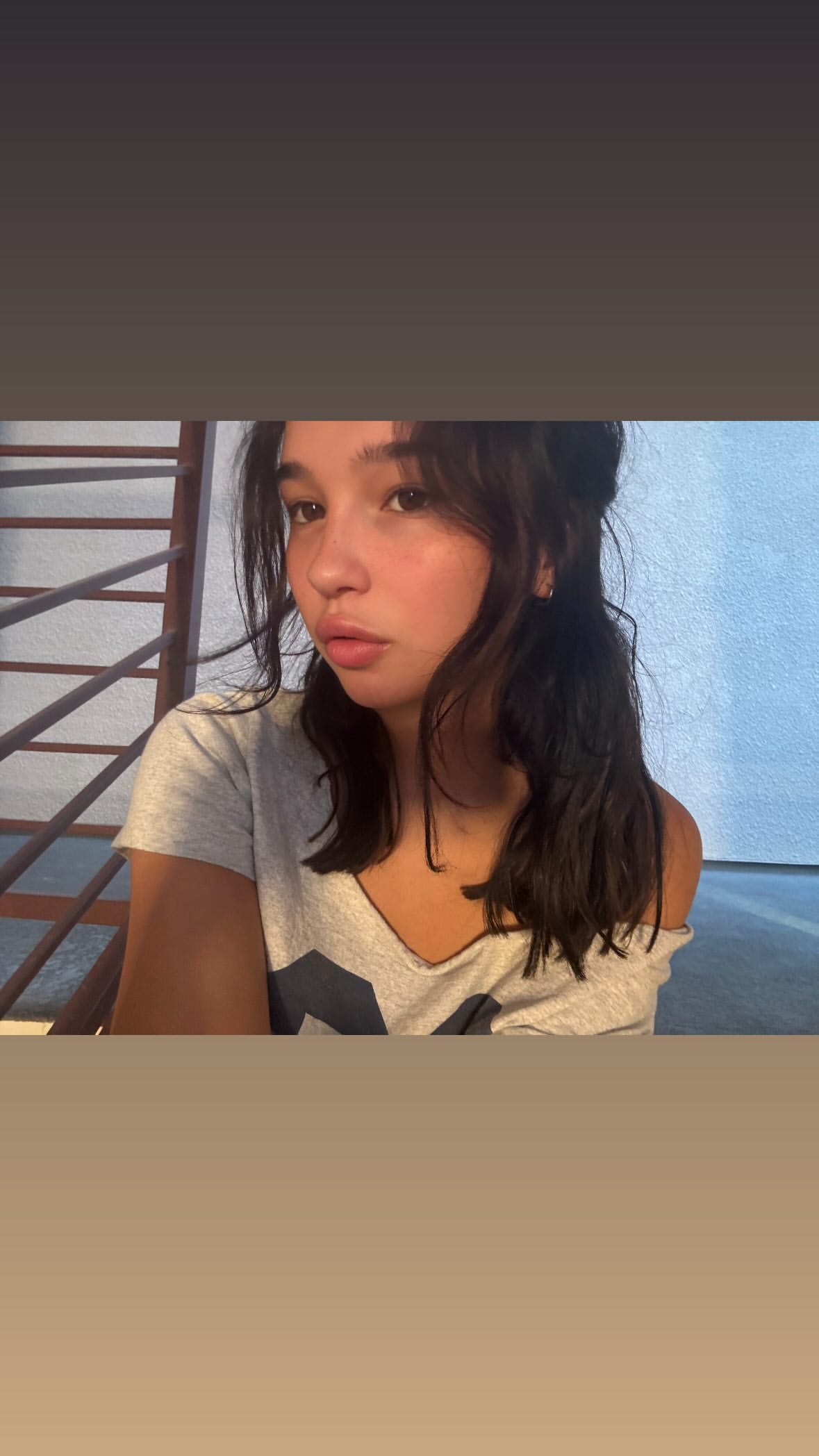 823046801223 n