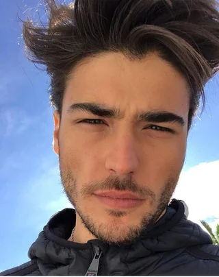 Alessandro dellisola v0 1gt88hrxmo9b1