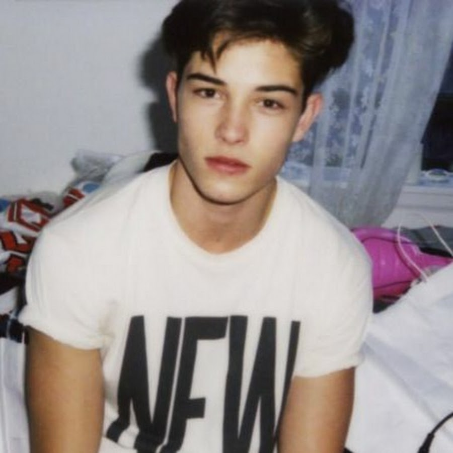 1755393232329 1755393232329