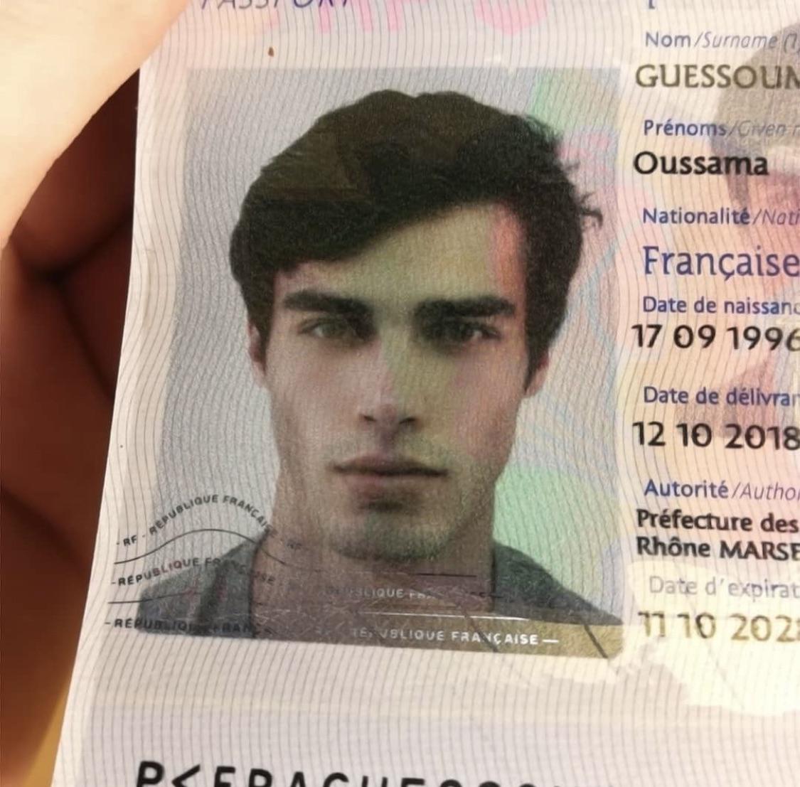Model oussama guessoum v0 h69m016m77db1