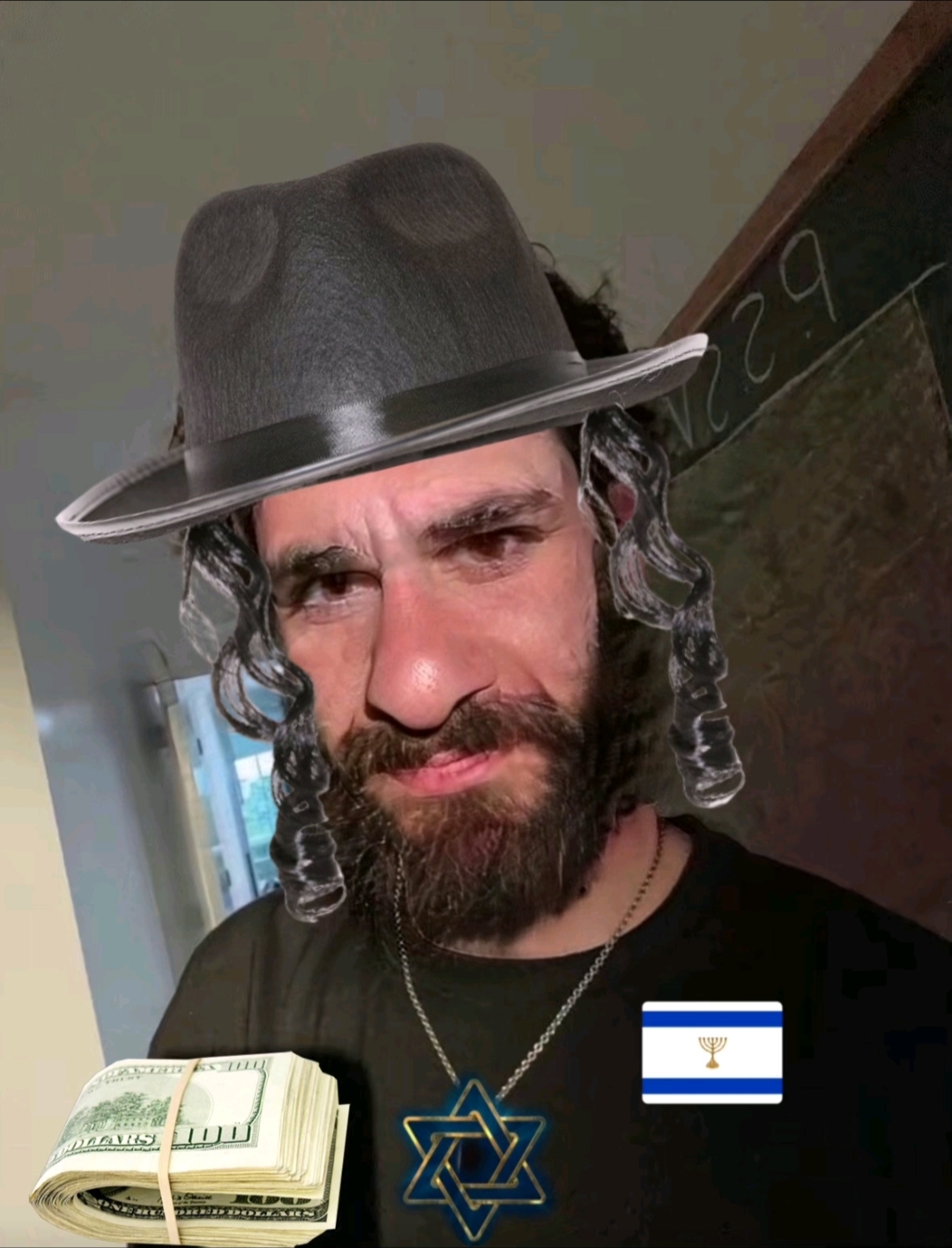 1000023208
