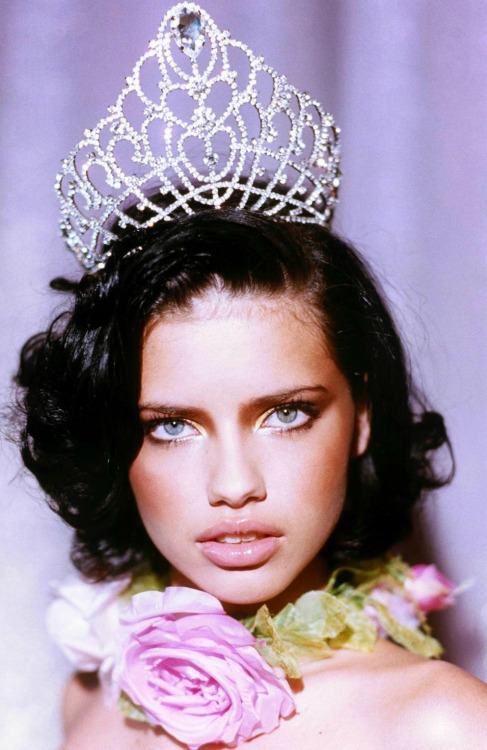 Adriana 6