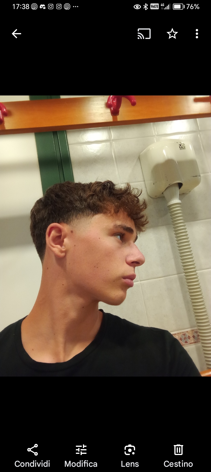 1000006083