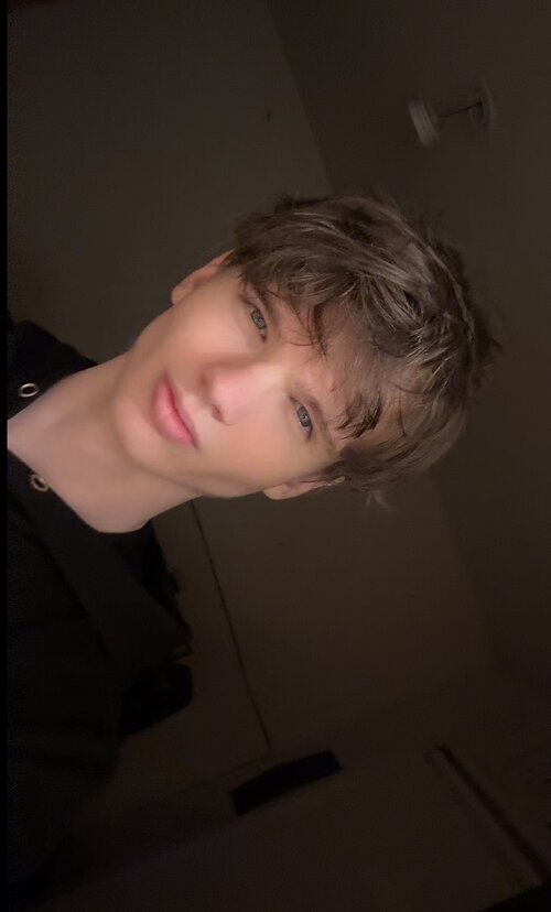 wait2.jpg