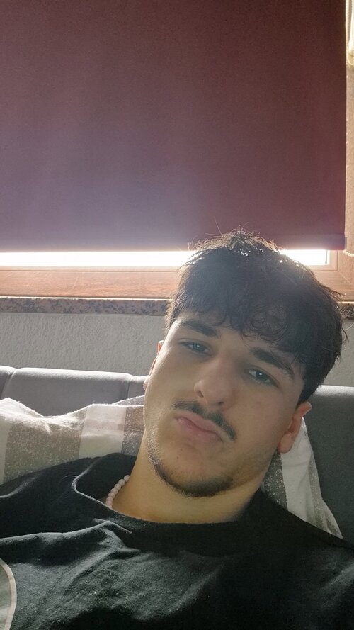 Snapchat-955905524.jpg