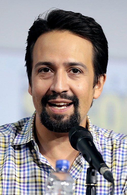 Lin-Manuel_Miranda_&_James_McAvoy_(48383681926)_(cropped).jpg