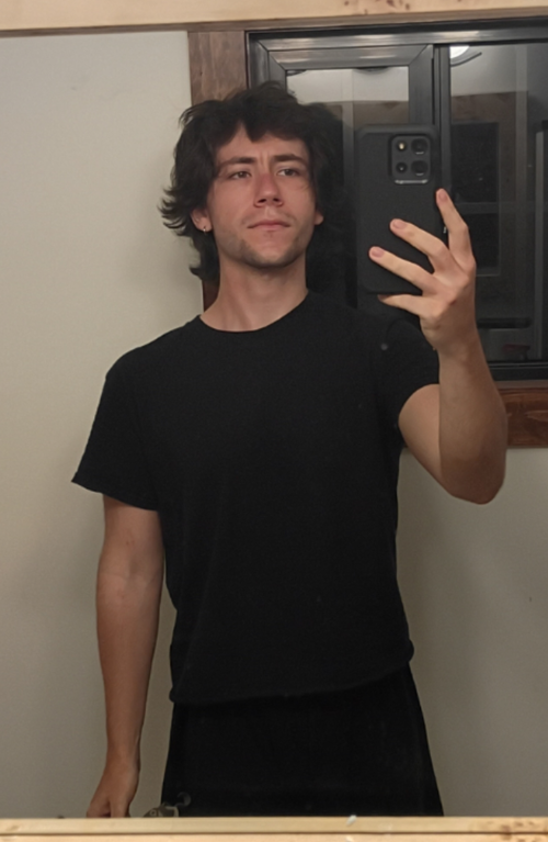 Screenshot 20250817 232233FaceApp2