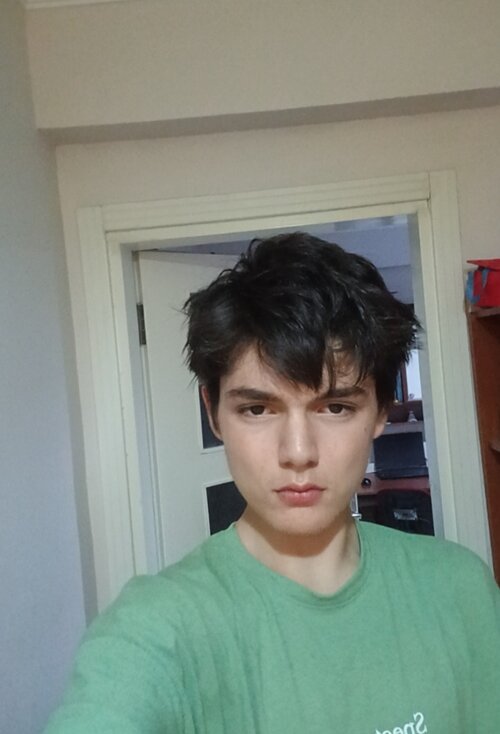 Screenshot_20250818_203036_TikTok.jpg