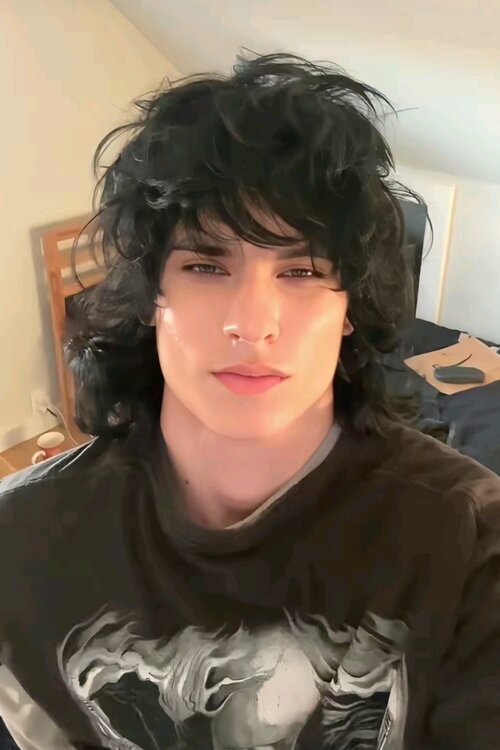Screenshot_20250817_123820_TikTok.jpg