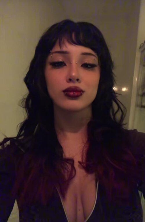 885b68c1-ab26-4500-b6fe-366c4c3e59f6.jpg