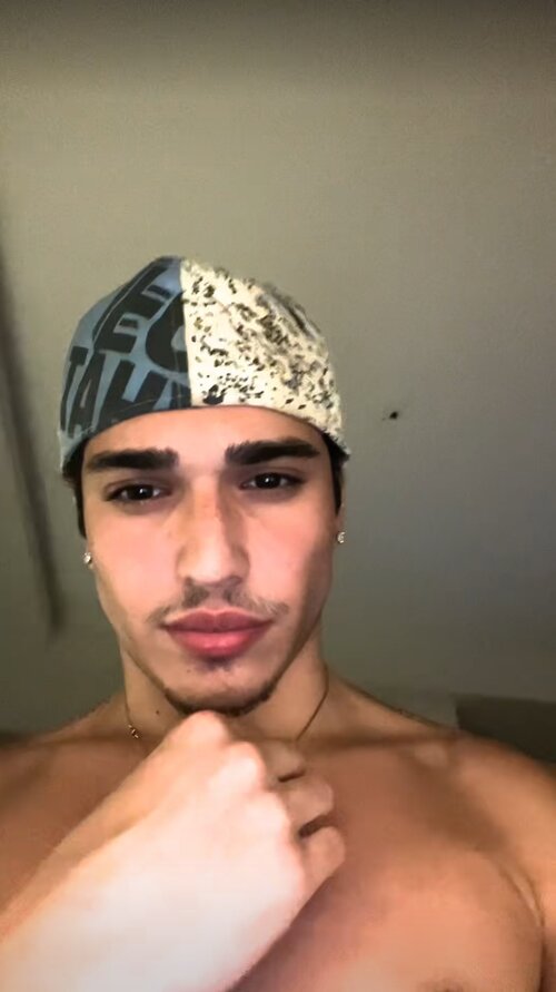 Screenshot_20250822_183727_TikTok.jpg