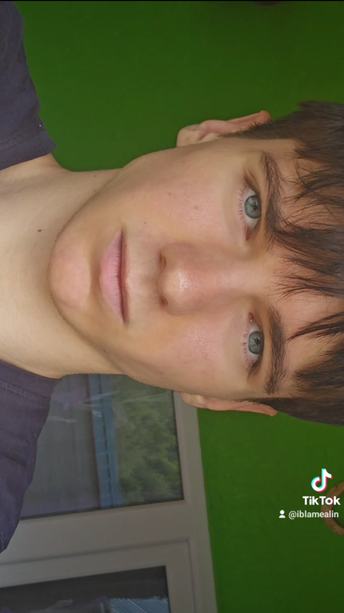 Screenshot_20250823_114158_Gallery.png