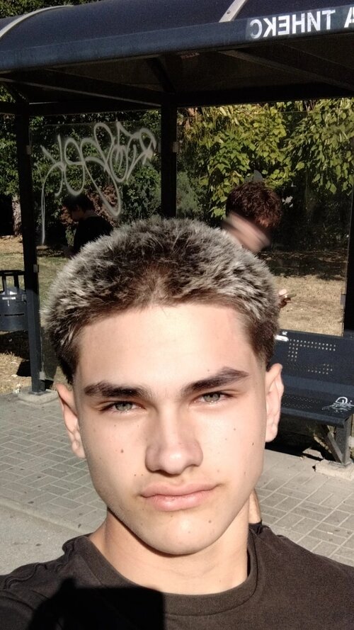 retouch_2025082716302069.jpg