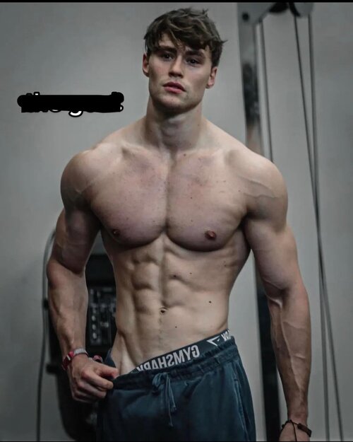 retouch_2025082917273334.jpg
