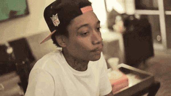 Shrug wiz khalifa