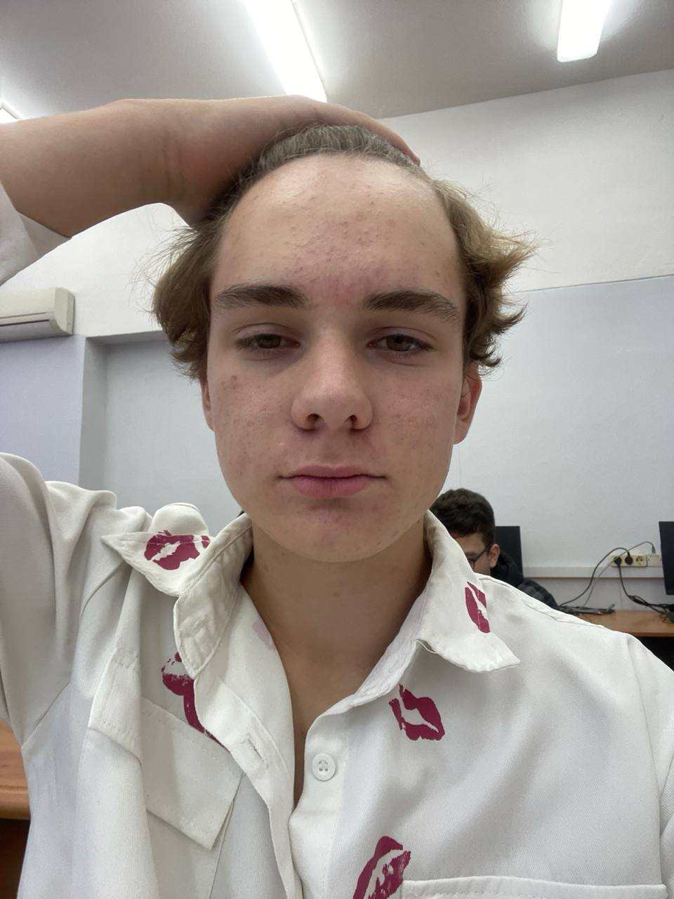 1757137202816