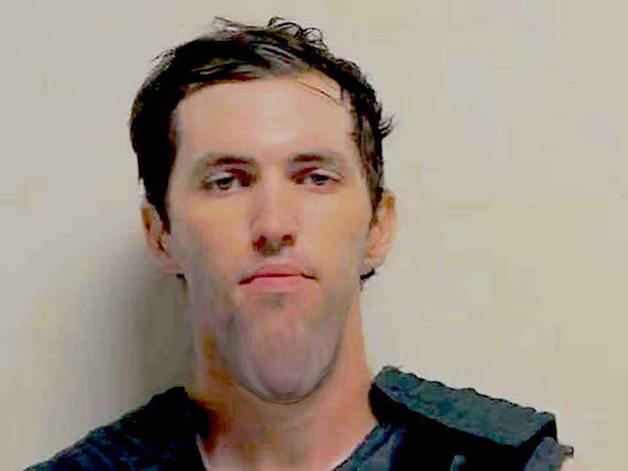 EIN091225TylerRobinson001WEB