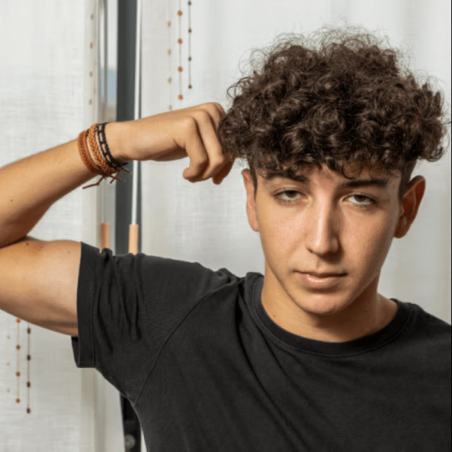 1758412643975 1758412643975