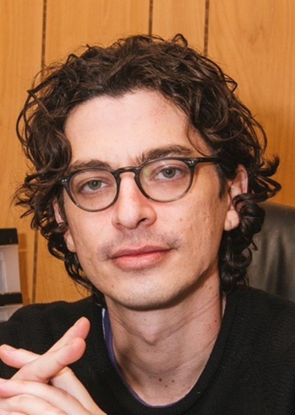 Actor adam friedland 851103 large