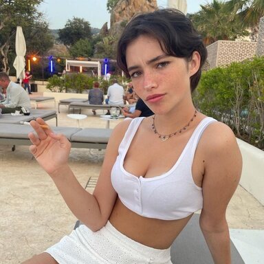 1758452123905 1758452123905