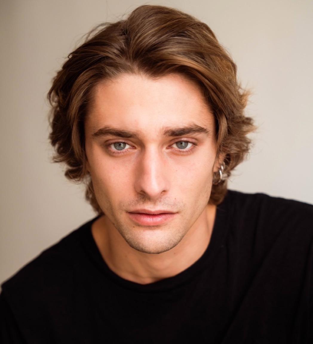 How would you rate maxence danet fauvel actor in french v0 39ojrwgziqje1
