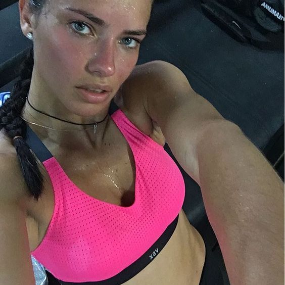 Adriana lima beauty secret
