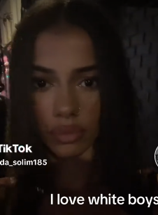 1758929881452 1758929881452