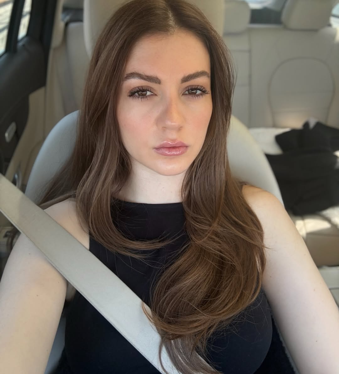 1000025452 1000025452