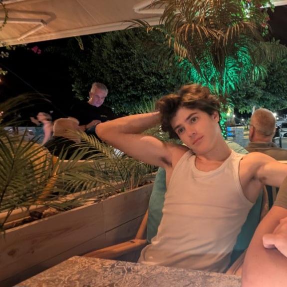 Screenshot 20250920 184443 WhatsApp