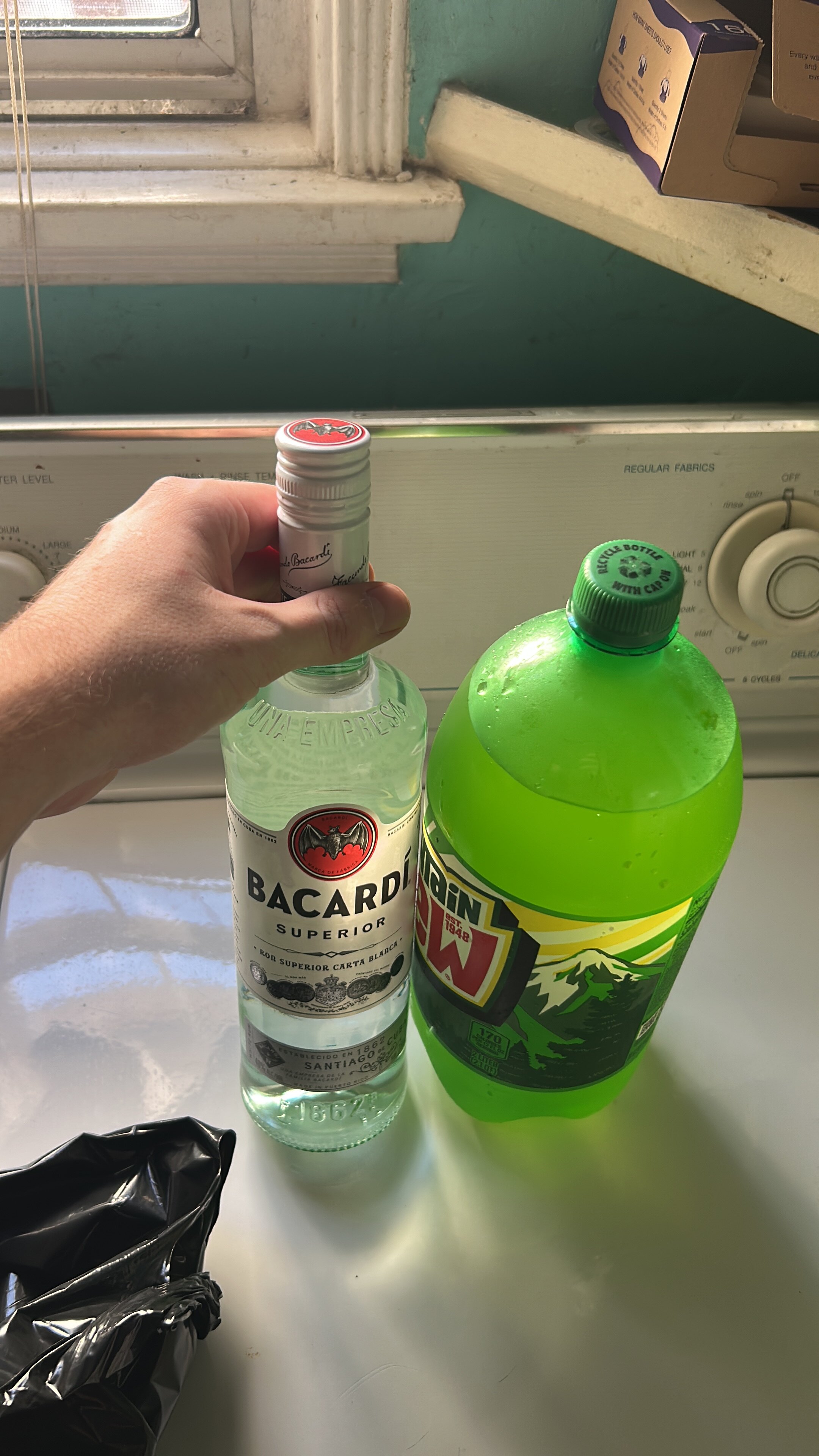 F8EC8998 0576 4F45 B1E2 A13C14ECC299