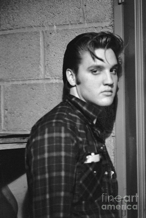 1-elvis-presley-1956-phillip-harrington.jpg