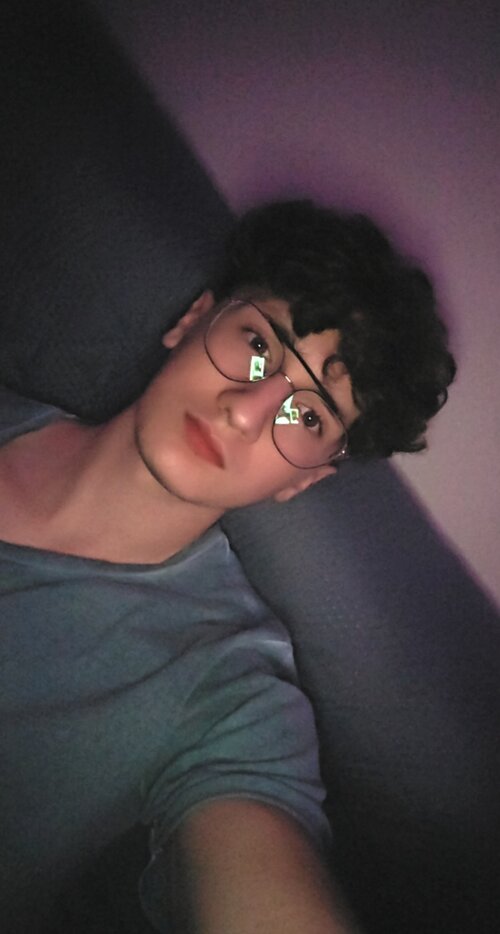 Screenshot_20250924_224302_TikTok.jpg