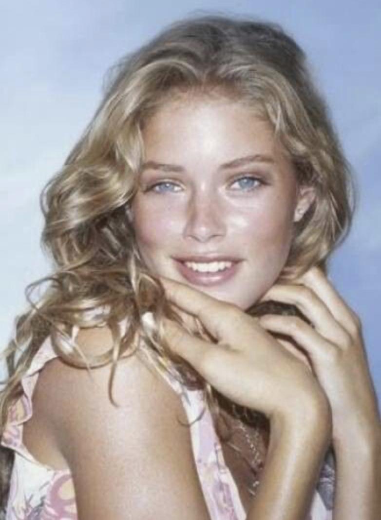 5367032 Doutzen