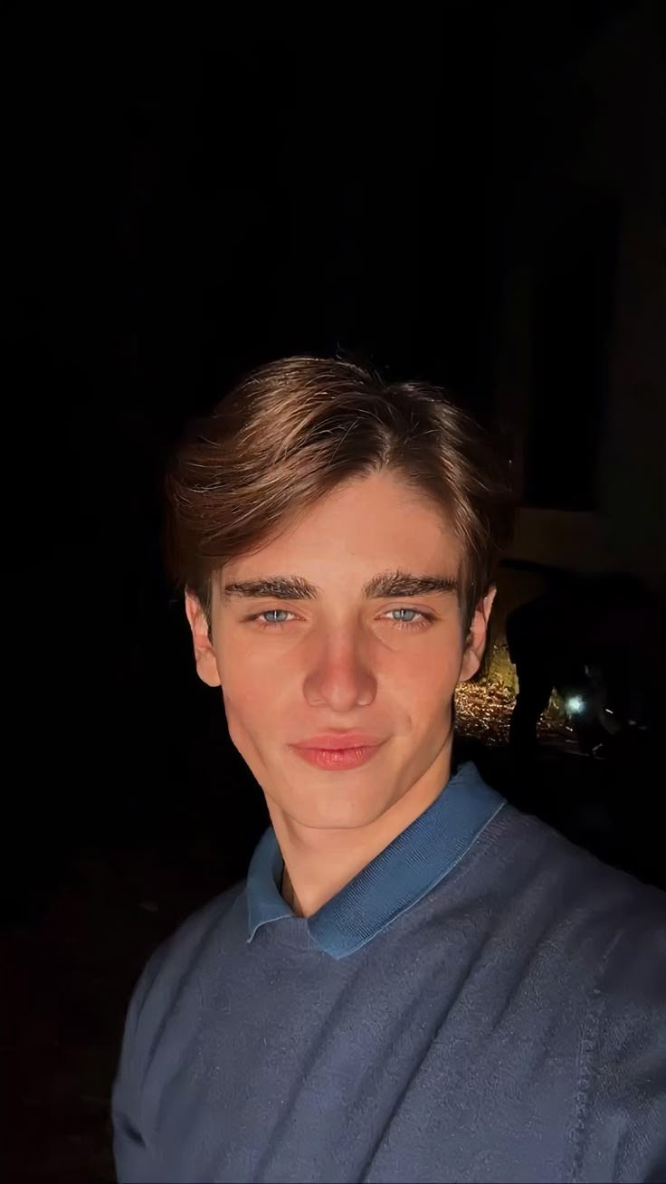 1759574068818 1759574068818