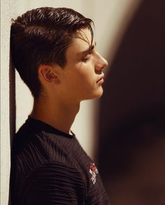 1759574101240 1759574101240