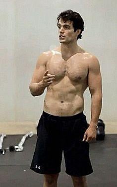 Is henry cavills body natty achievable i know some people v0 jihz7z7s8mi81