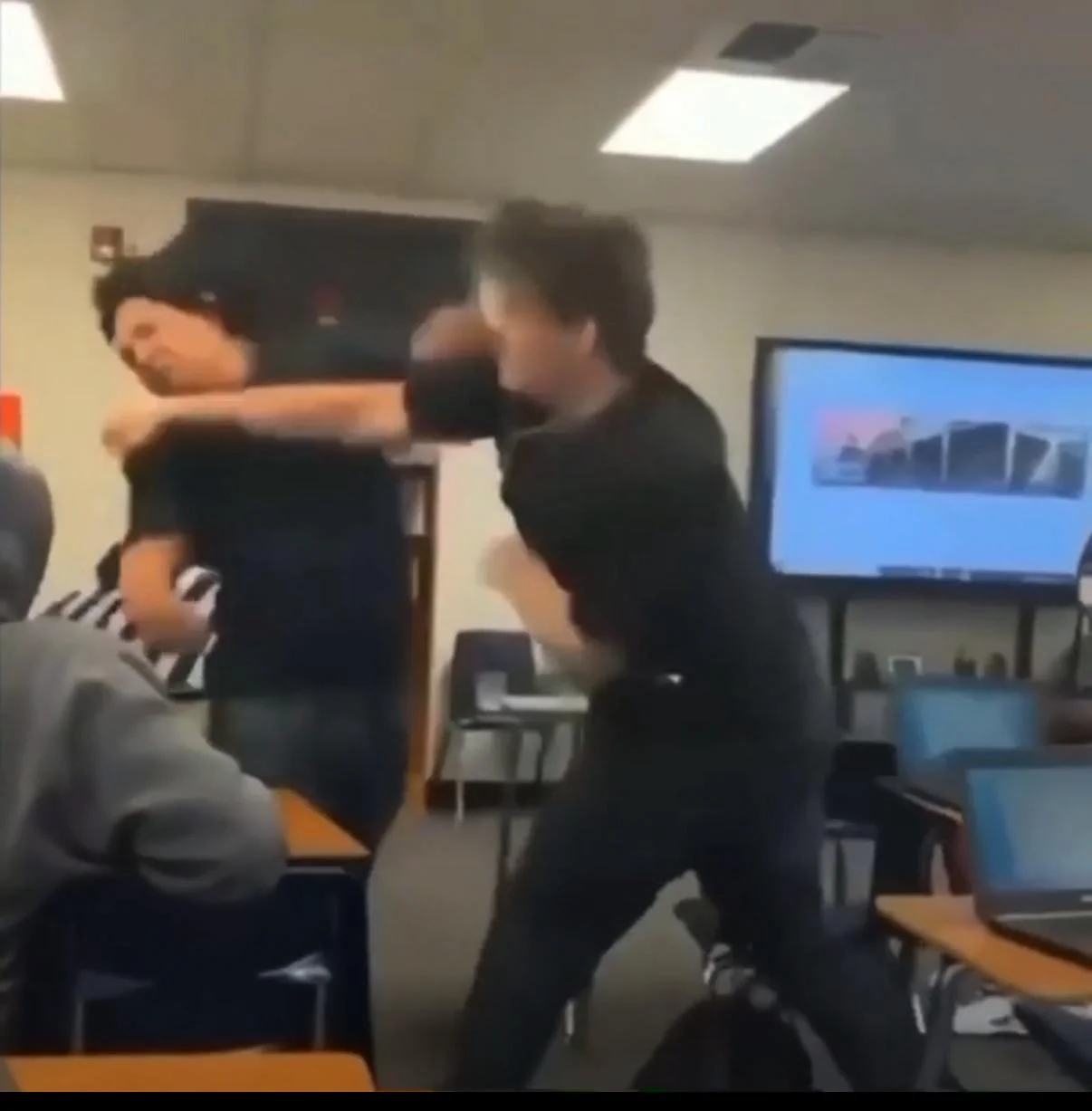 Wannabe gangster gets packed by chill dude in college v0 49nza5owbtrf1