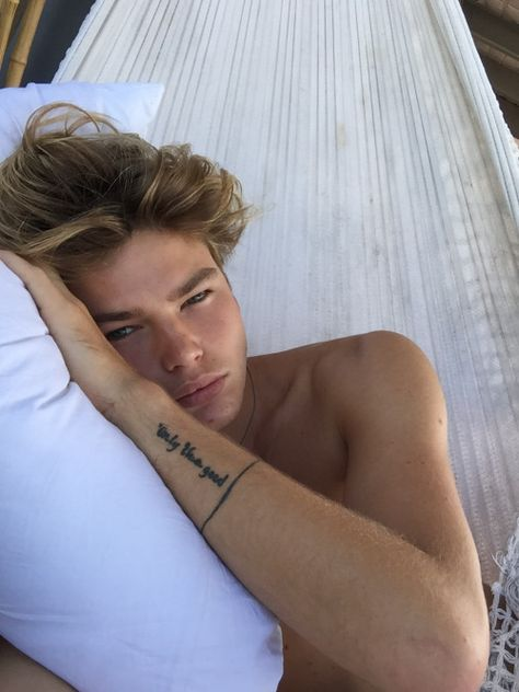 1759728135228 1759728135228