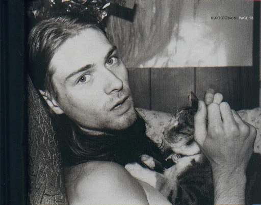 Kurt cobain with his cat v0 l7tzvsrhf4va1