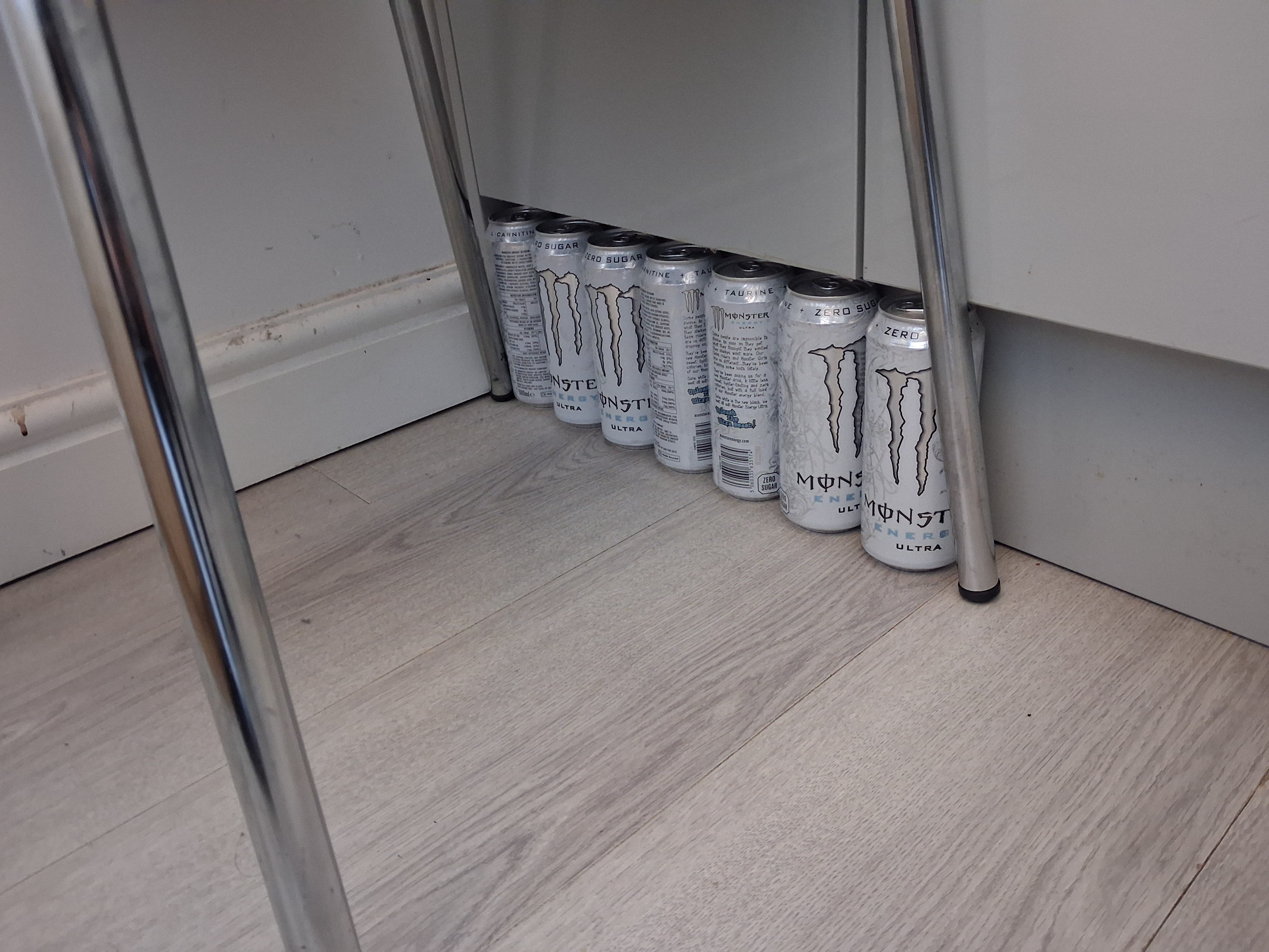 17602805877315738457643737027078