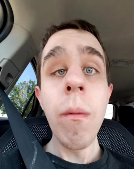 1760392693496 1760392693496