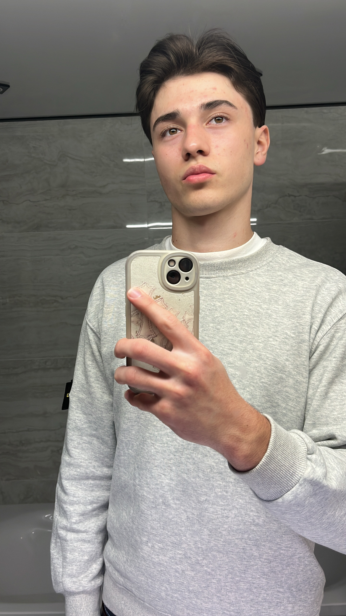 FBB52AAD 9AE2 47F1 A552 25AF0F1AE90C