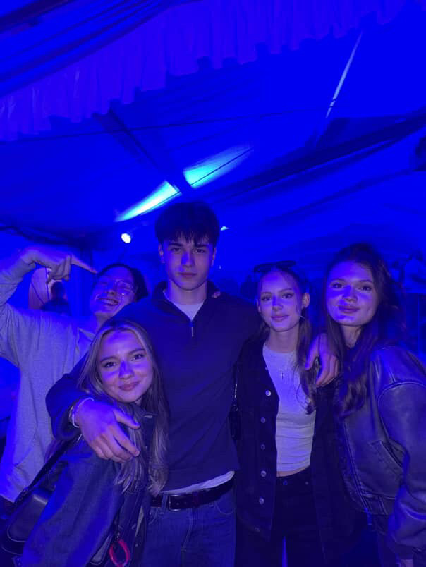 9D3F8771 320B 4BB4 90F8 D4DB3ECBCC08