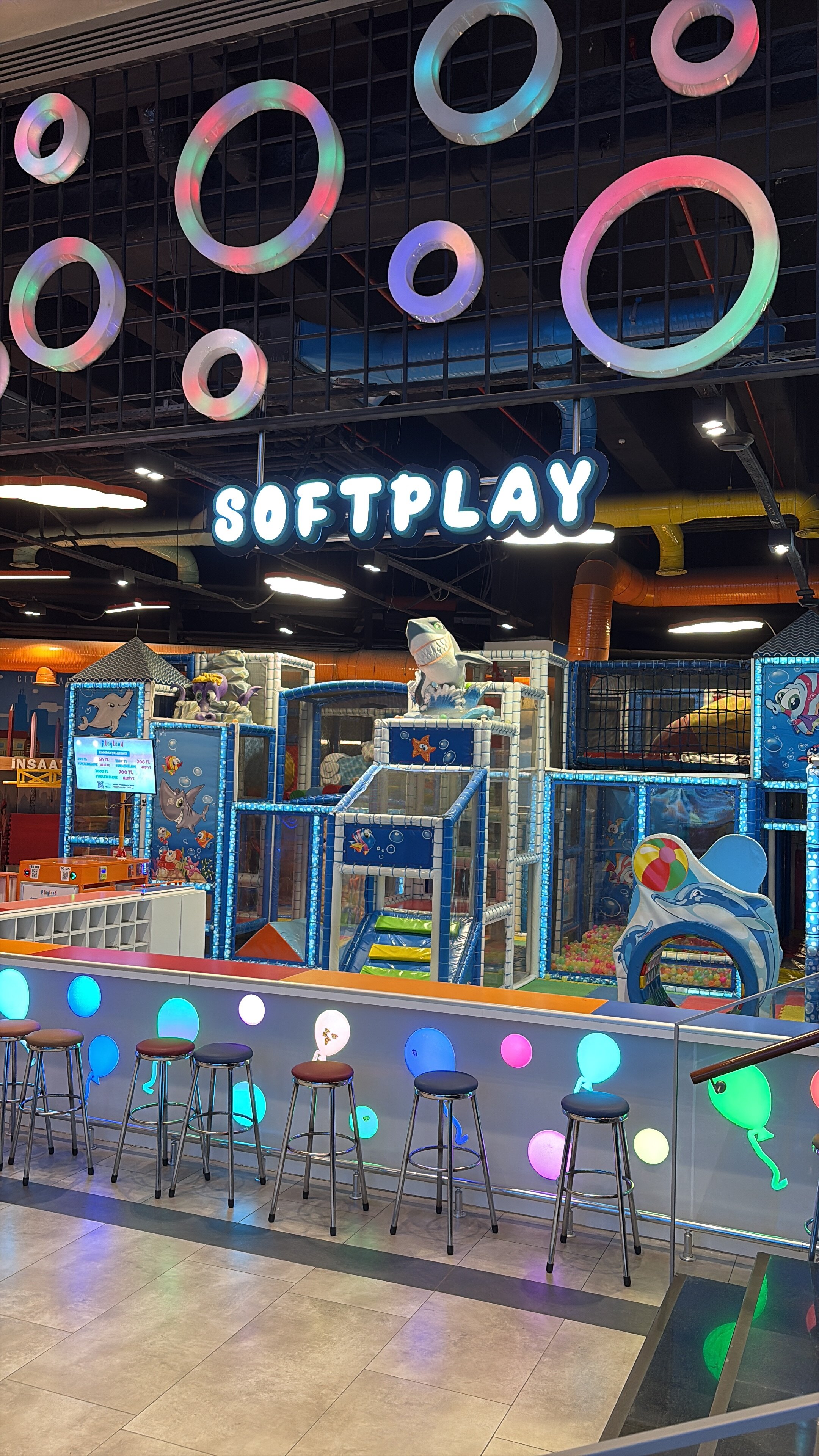 EEC60F1E 0D4C 495A 8232 B5AE22989369