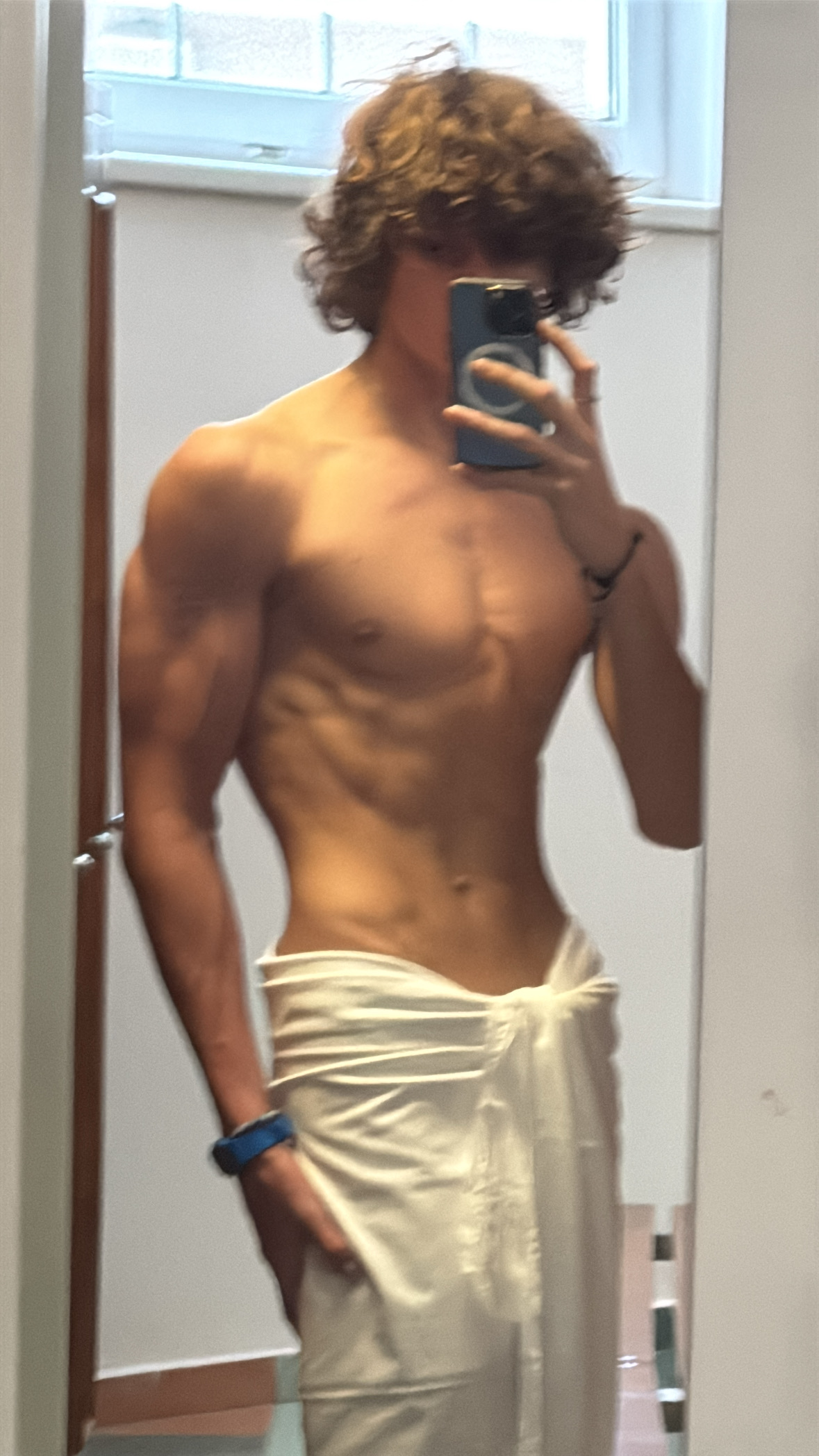 20BEE744 F008 462D B98E 1B8405134346