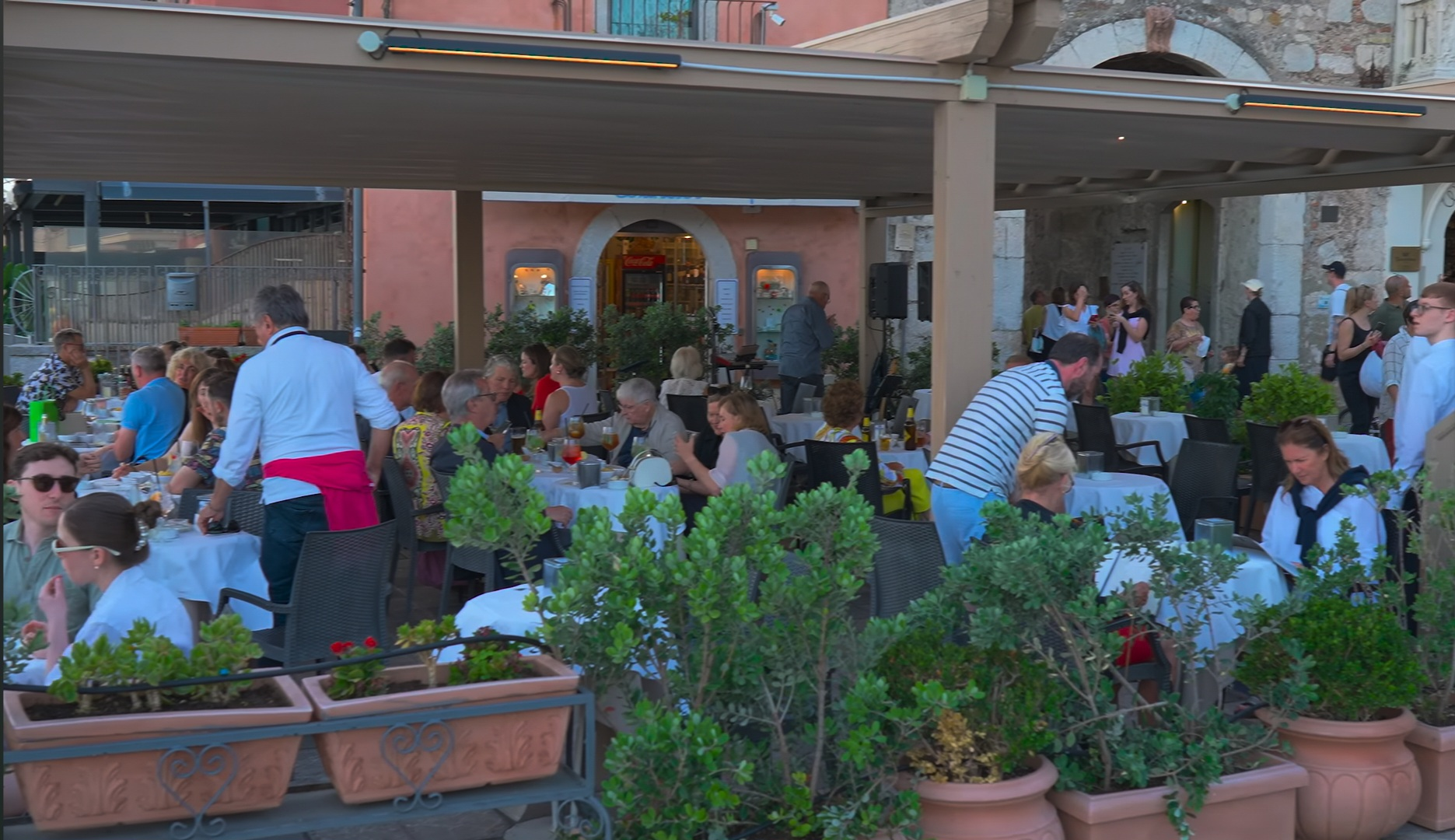 1761381725049 1761381725049