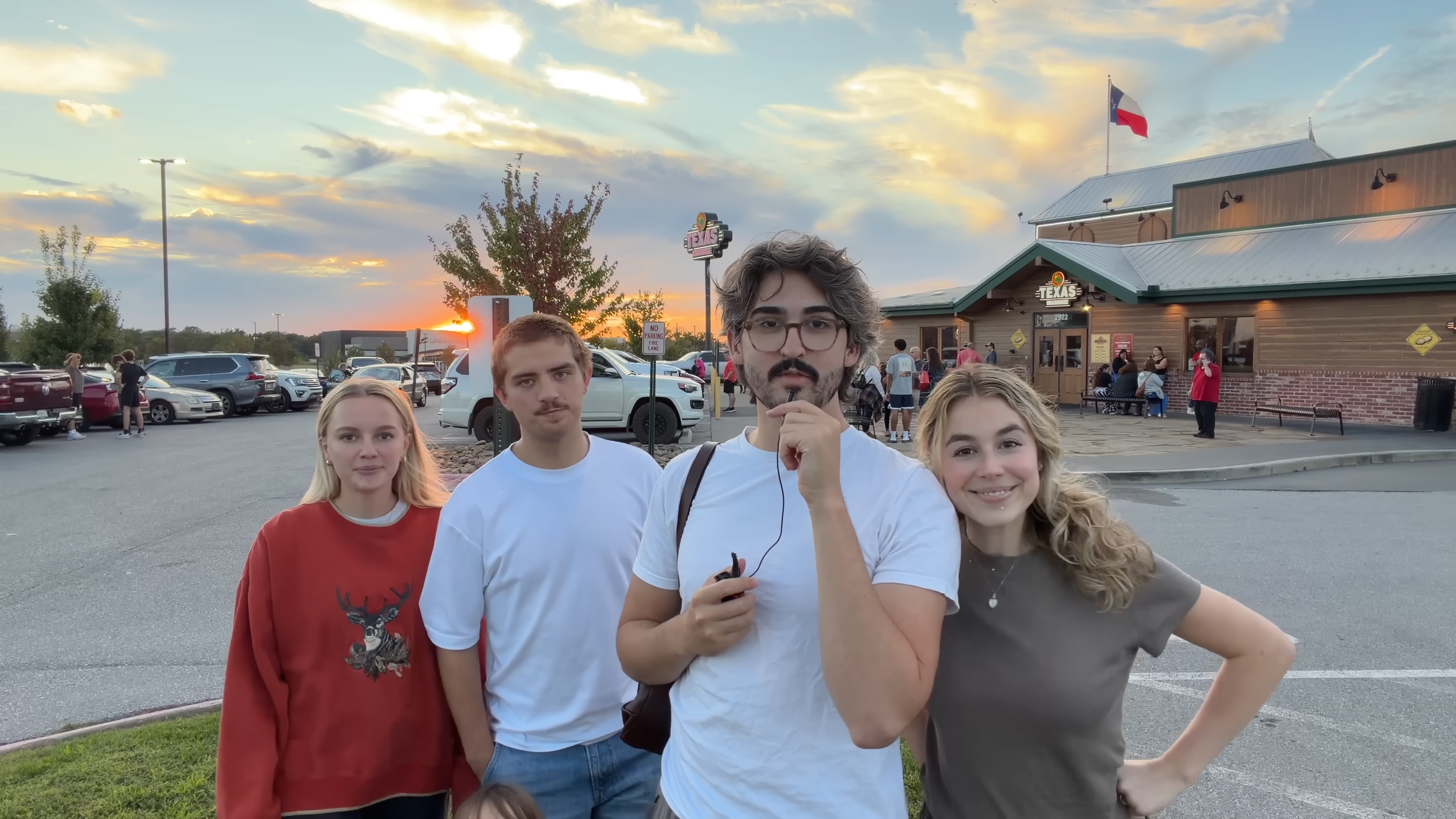 I Spent 100 at Every Restaurant 5 13 screenshot